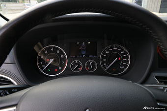 2018款宝沃BX7 2.0T自动28T四驱旗舰型7座