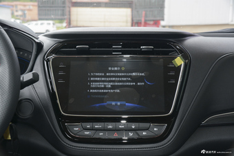 2017款长安欧尚A800 1.6L手动舒适型