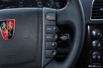 2014款荣威W5 1.8T自动四驱豪域特装版