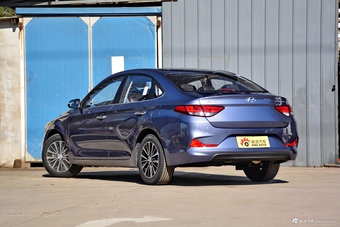 2017款悦动1.6L自动悦心版DLX