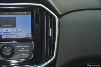 2016款驭胜S350 2.0T自动四驱汽油豪华版5座