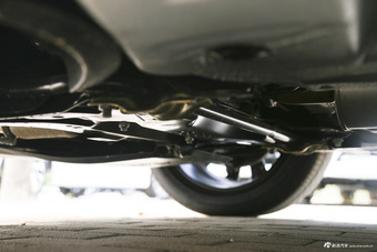 2016款雪铁龙C4L 1.6T自动精英型