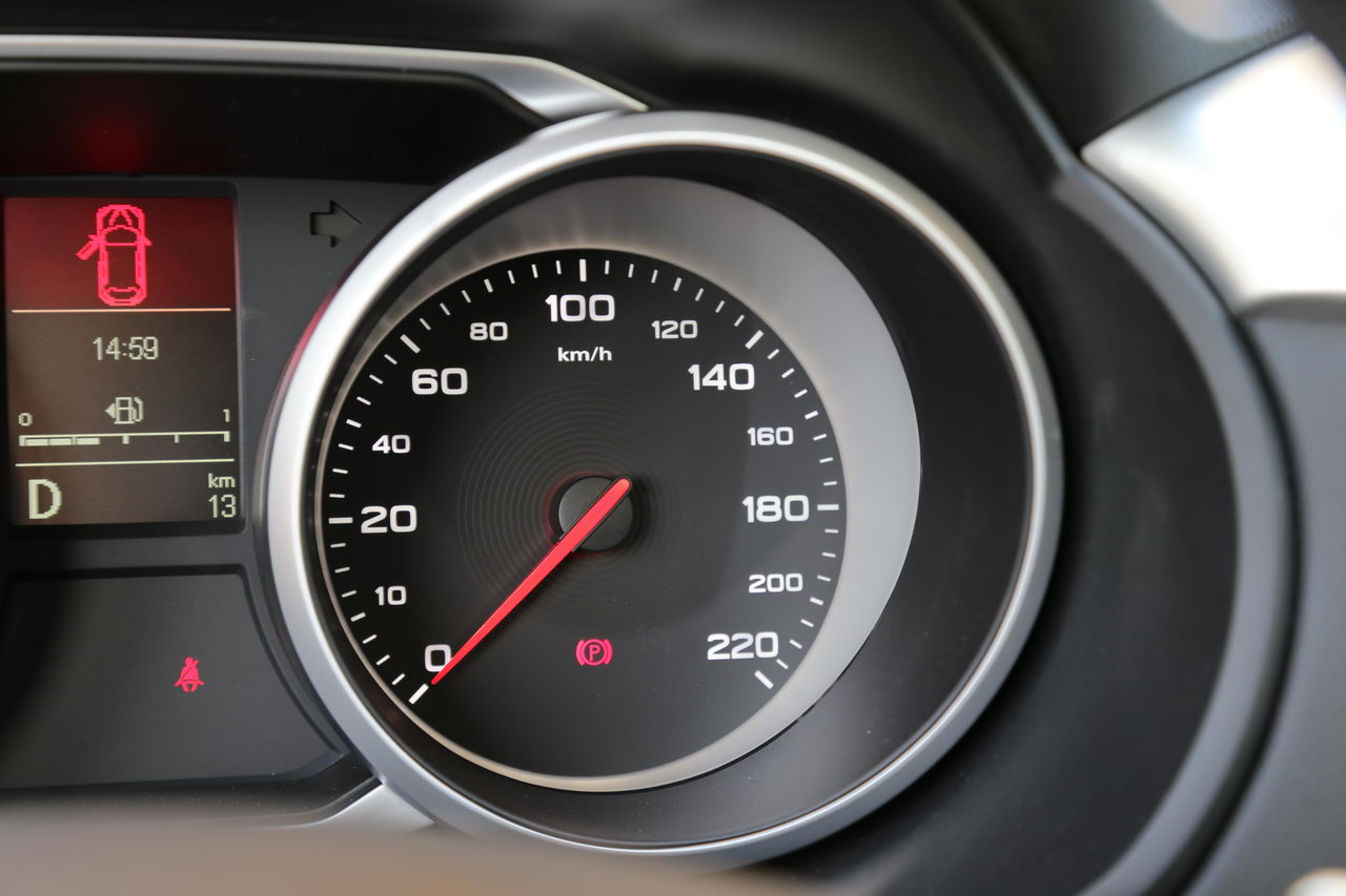 2017款锐腾2.0T 30T自动四驱旗舰版