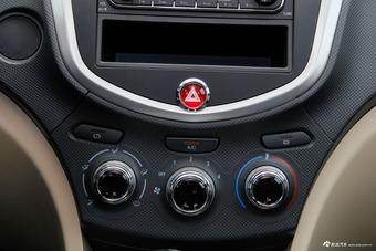 2016款和悦A30 1.5L手动舒适型 国V 典雅白