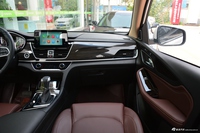 2017款宝骏560 1.5T DCT旗舰型