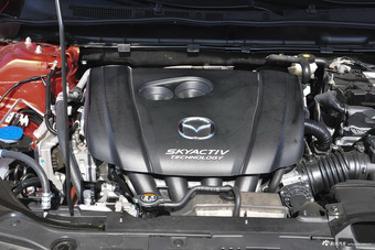 2018款马自达CX-4 2.0L自动两驱蓝天领先版