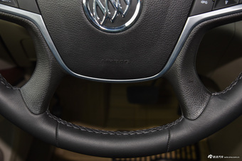 2017款GL8 2.5L自动尊贵型