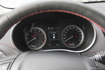 2017款长安CS55 1.5T自动炫动型