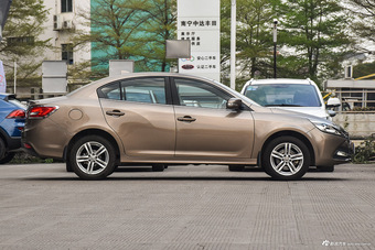 2016款骏派A70 1.6L自动豪华型 