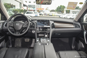2017款冠道2.0T自动370TURBO两驱豪华版