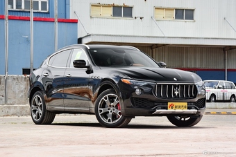 平行进口17款玛莎拉蒂Levante S 3.0T 美规