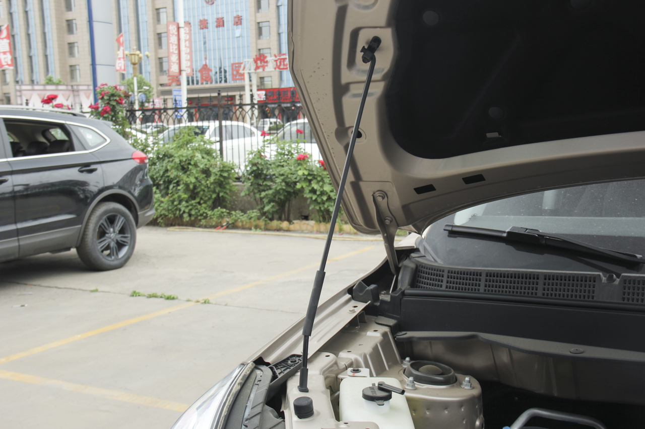 2018款猎豹CS9 1.5T CVT劲锐型