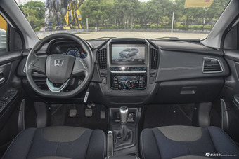 2016款锐3 1.6L手动智享型