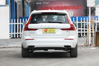 2019款沃尔沃XC60 2.0T自动四驱T5智雅豪华版