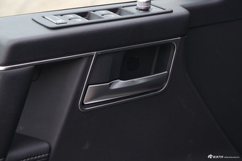 2018年北京BJ80 2.3T自动尊贵版