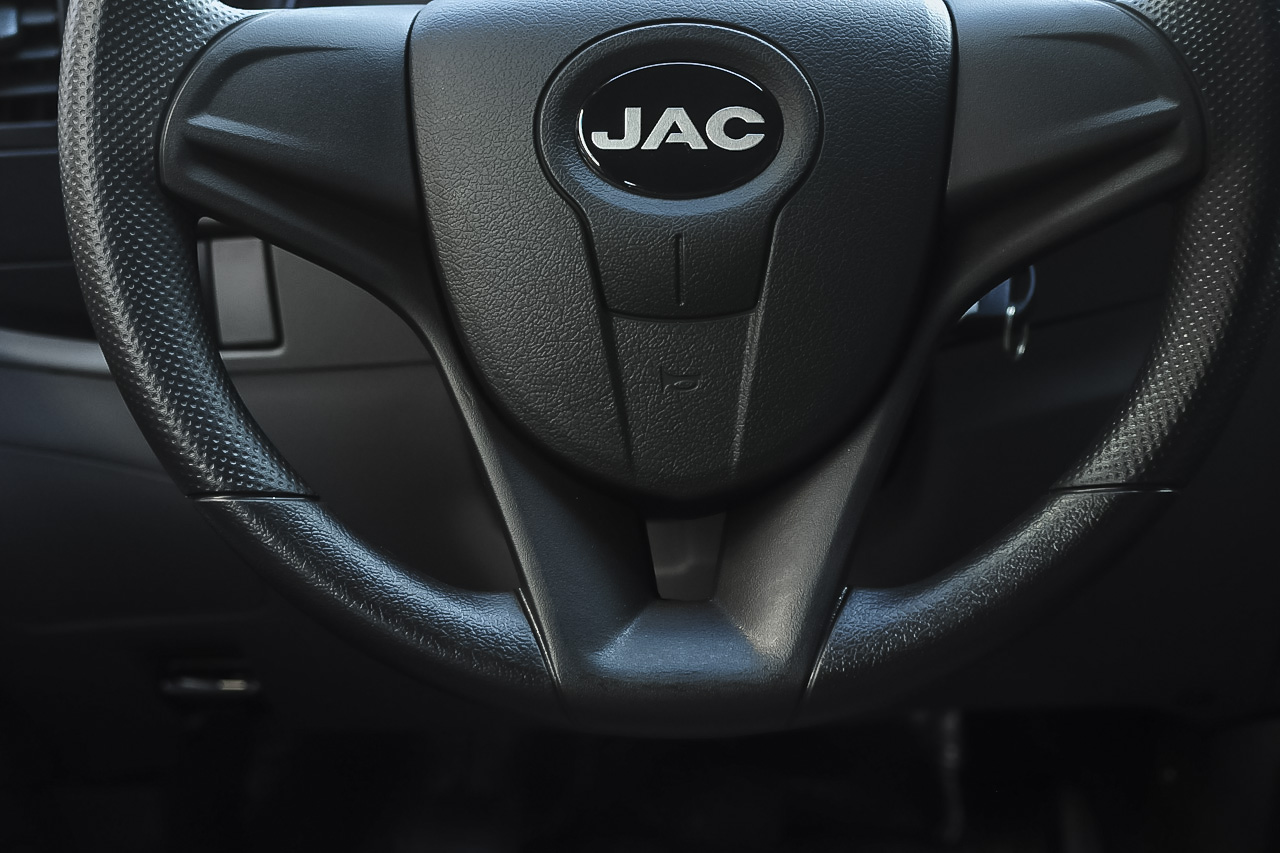 2014款瑞铃2.5T手动标准型标双排4B2-95C43