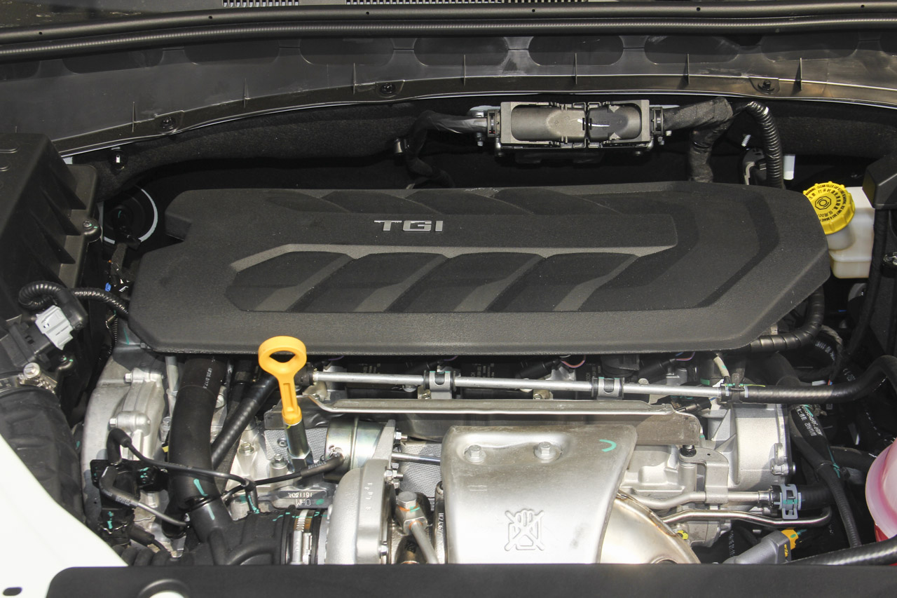 2016款荣威RX5 30T自动两驱互联网智享版