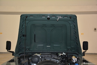 2016款卫士斯达泰克90 2.2L柴油68周年纪念版