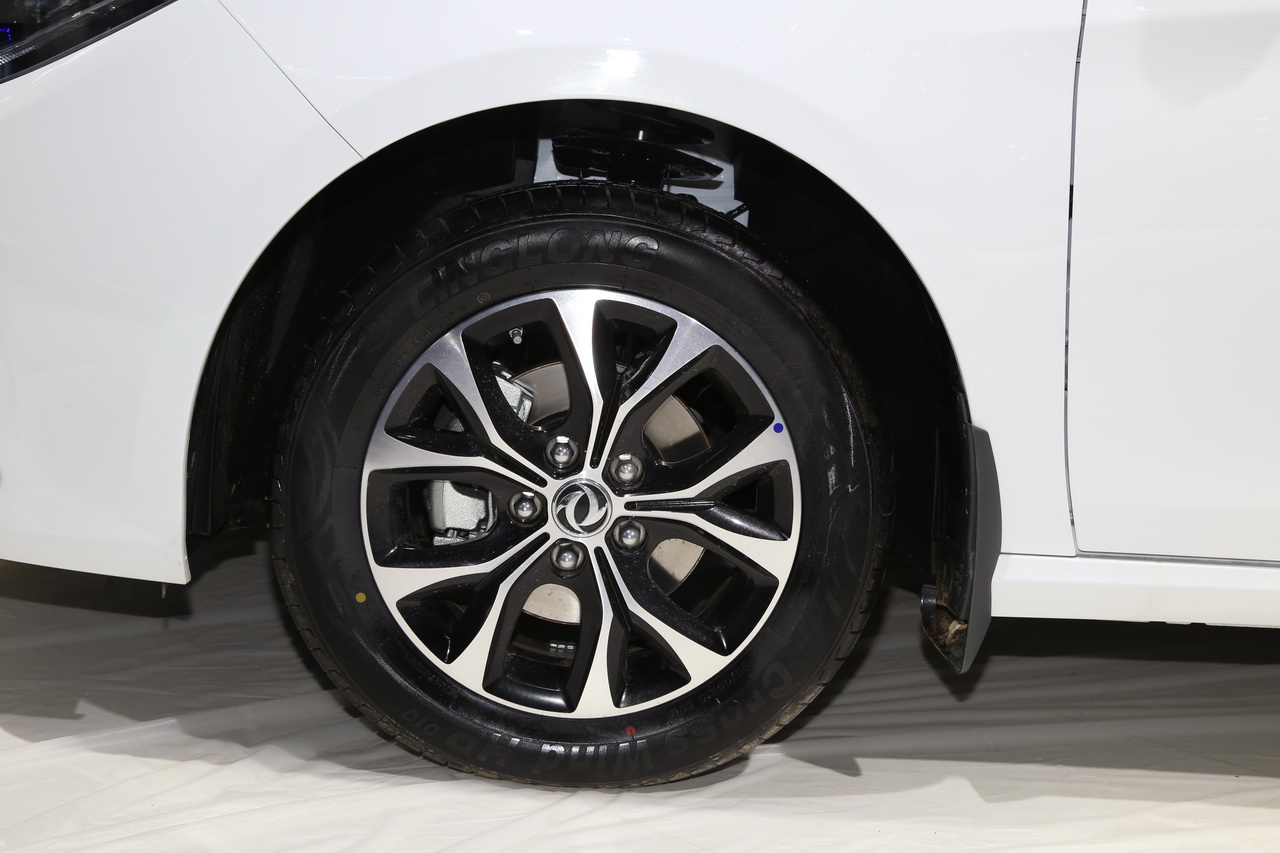 东风风行景逸S50