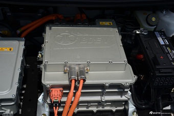 2016款北汽新能源EV160 电动轻快版