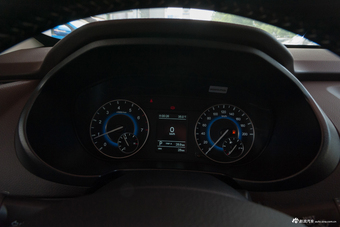 2018款风光S560 1.8L CVT智联型5座