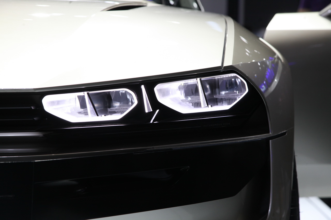 实拍：标致全新概念车E-legend亚洲首秀