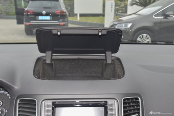 2017款夏朗2.0T自动旗舰型7座