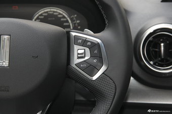 2017款WEY VV7 2.0T自动旗舰型