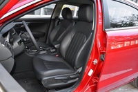 2018款奔腾B50 1.4T自动20周年纪念版