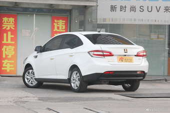 2016款锐3 1.6L手动尊享型天窗版