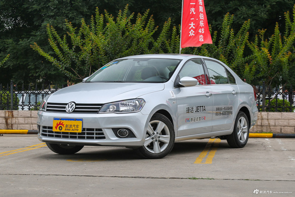 2015款捷达1.6L自动豪华型 闪光银