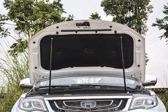 2016款吉利博越1.8TD自动智尊型