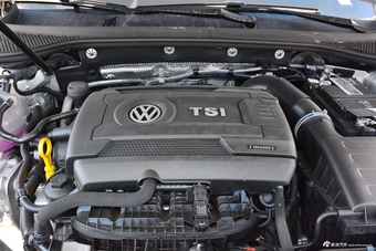 2018款迈腾2.0T自动380TSI DSG尊贵型