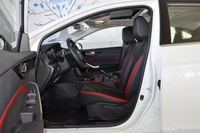 2018款启辰D60 1.6L手动智联精英版