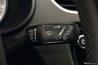 2018款明锐旅行版1.2T TSI230 DSG豪华版