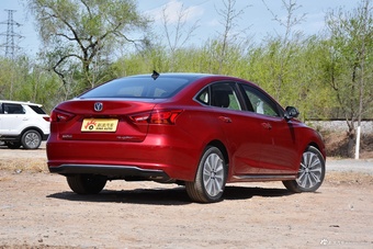 2018款睿骋CC1.5T自动尊雅型