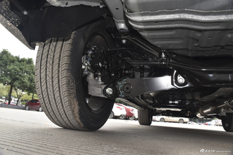 2018款东风风神AX7 1.6T自动豪华型