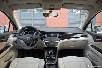 2017款威朗1.5L手动进取型