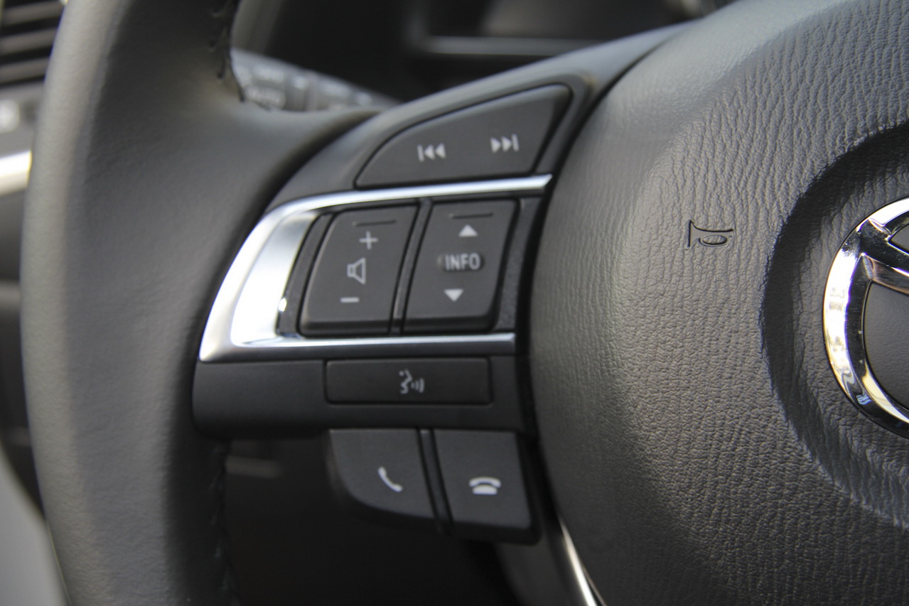 2016款马自达CX-4 2.0L自动两驱蓝天领先版