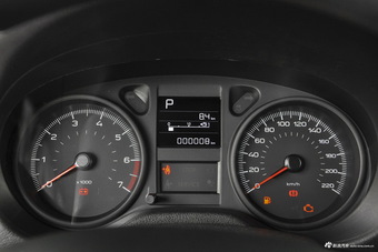 2017款标致301 1.6L 自动舒适版