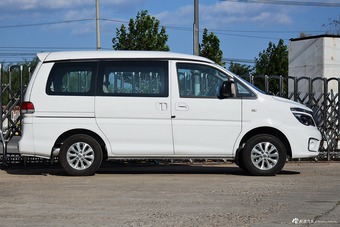 2017款菱智M5 1.6L手动舒适型