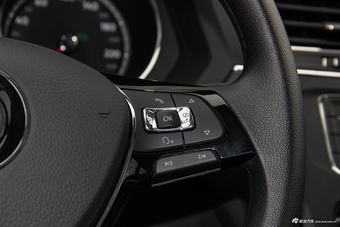 2017款途观L 1.8T自动两驱风尚版330TSI