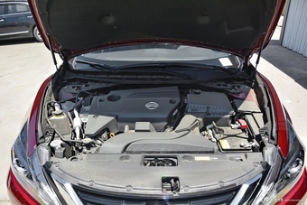 2016款天籁2.5L自动 XL-UpperNAVI Tech智尊版图片