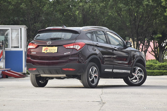 2017款海马S5强动力版1.5T自动旗舰型