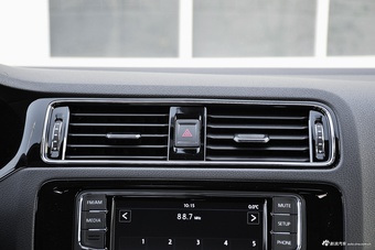 2017款速腾1.6L自动舒适型