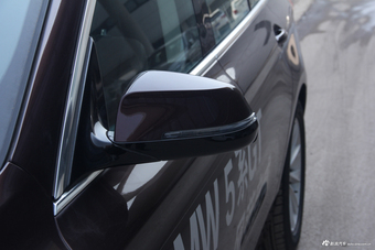 2017款宝马5系GT 2.0T自动528i领先型