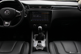 2017款风光580 1.5T手动豪华型