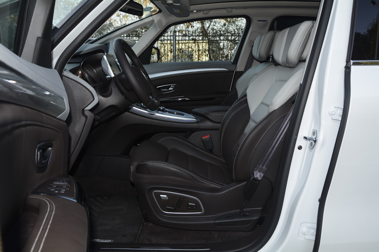 2018款雷诺Espace 1.8T自动雅颂巴黎版TCe 300 