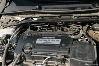 2017款思铂睿2.4L自动豪华版