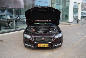 2016款捷豹XFL 2.0T自动200PS豪华版